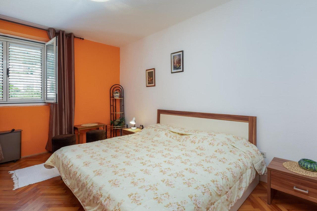 Edita - Apartment In Town Centre Makarska Zewnętrze zdjęcie